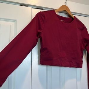 Long sleeved cropped workout set